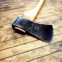 Load image into Gallery viewer, Vintage Smalcalda 4lb Felling Axe