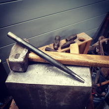 Load image into Gallery viewer, Set of 4x Blacksmith's Punches